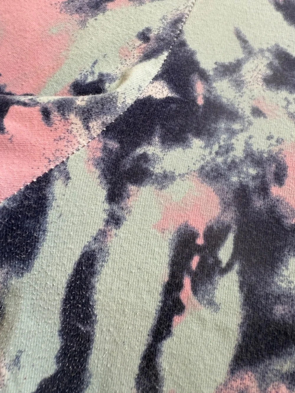 Adidas Originals Women’s Tie Dye Biker Shorts, Medium, Good Condition